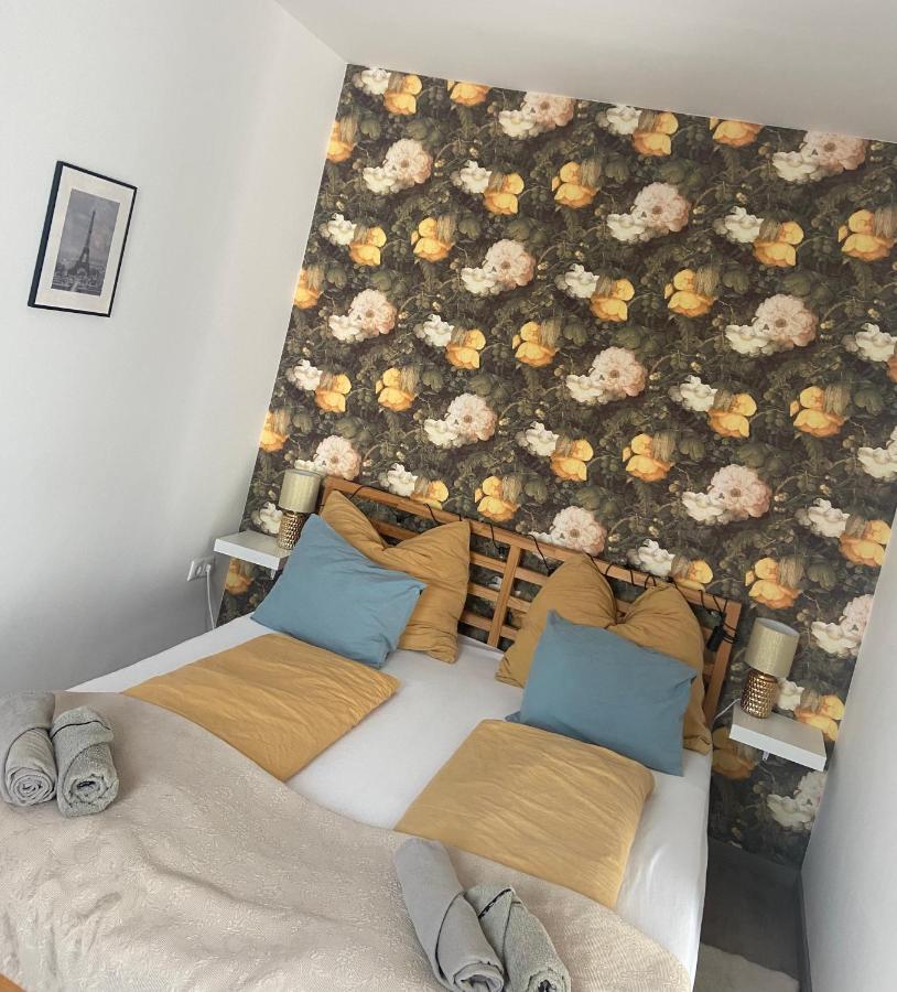 Gyoengy Apartman 索普隆 外观 照片