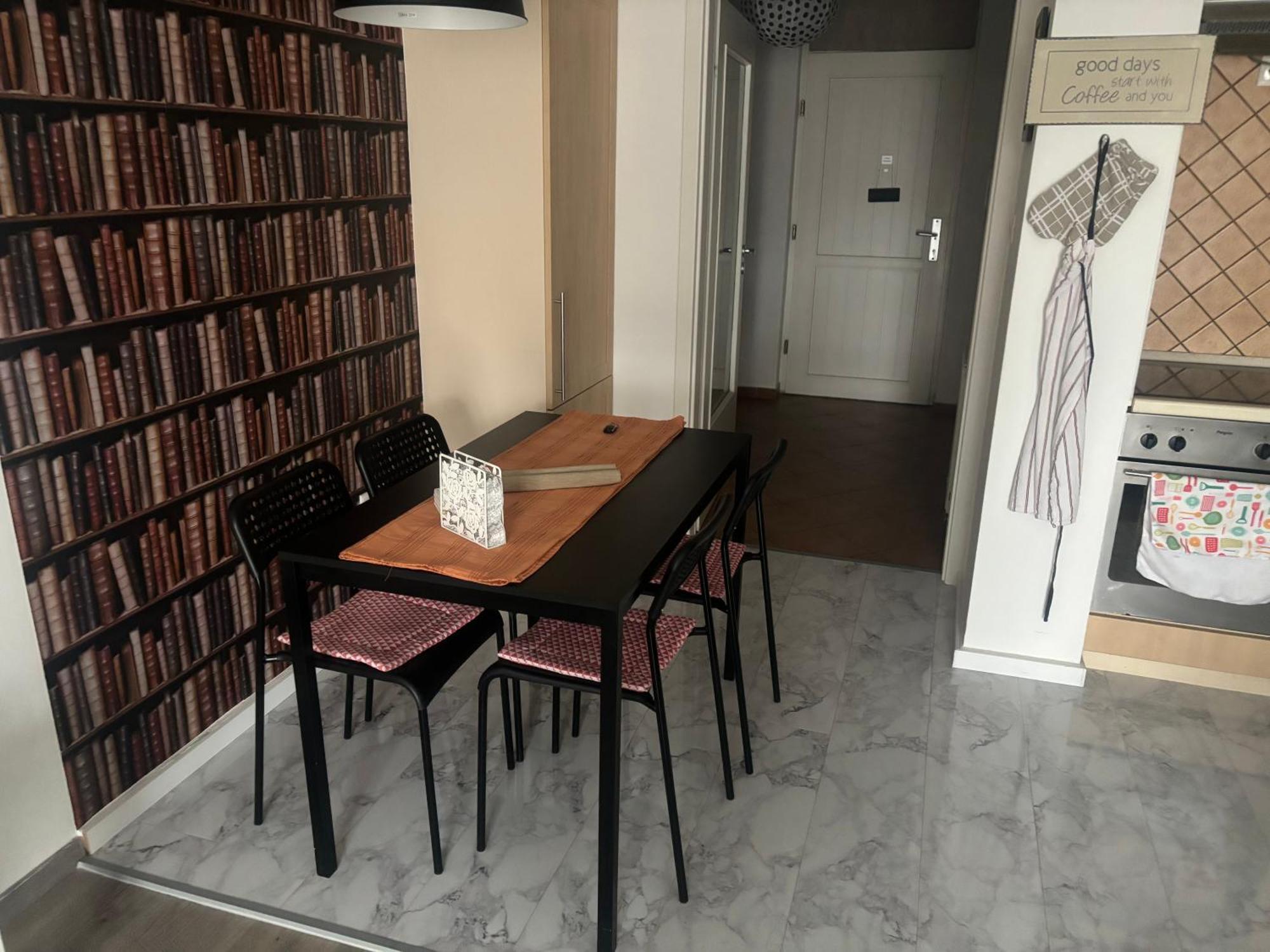 Gyoengy Apartman 索普隆 外观 照片